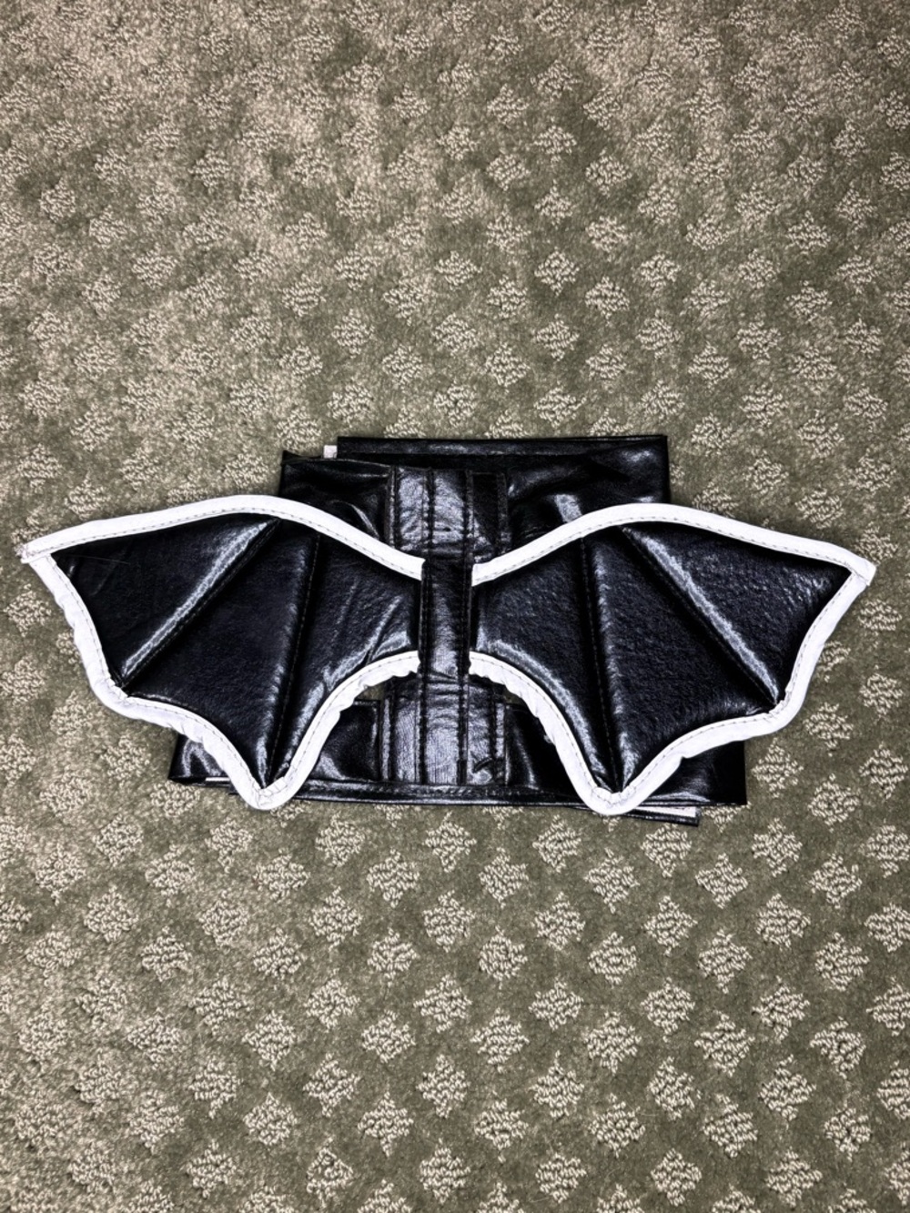 Black Bat Wings Costume For Dogs